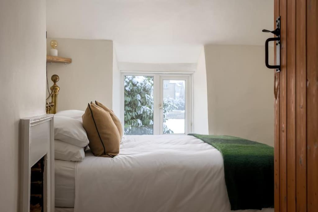 Charming 17Th Century Cotswold Cottage Adlestrop المظهر الخارجي الصورة